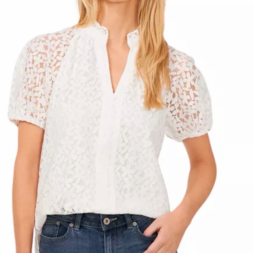 CeCe Ivory Lace‎ Top